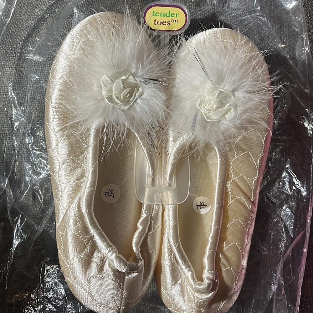 Children ballet/bed slippers by Tender toes